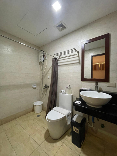 Bathroom 4