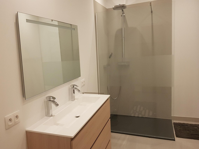 Bathroom 4, Mansion in Martigny with Heated Pool Vineyards, Saône-et-Loire
