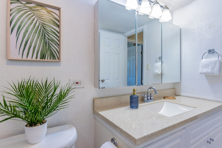 Bathroom 3, Kihei Kai Nani #8-363 1 Bedroom Condo, Maui
