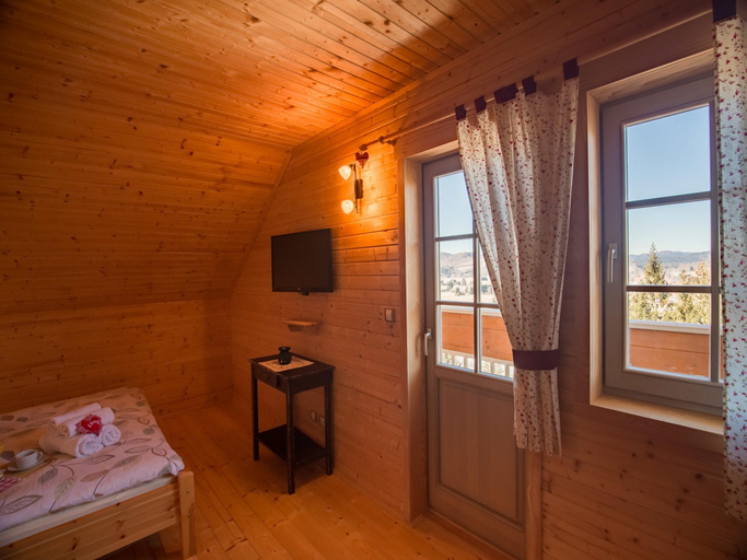 Bedroom 2, Holiday Home Ravna Gora near Risnjak Park, Ravna Gora