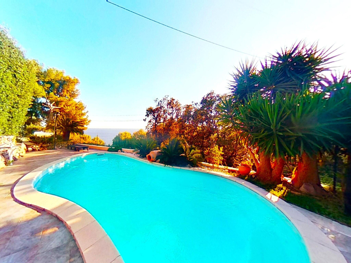 Sport & Beauty 3, Holiday Home in Carqueiranne by the Sea, Var