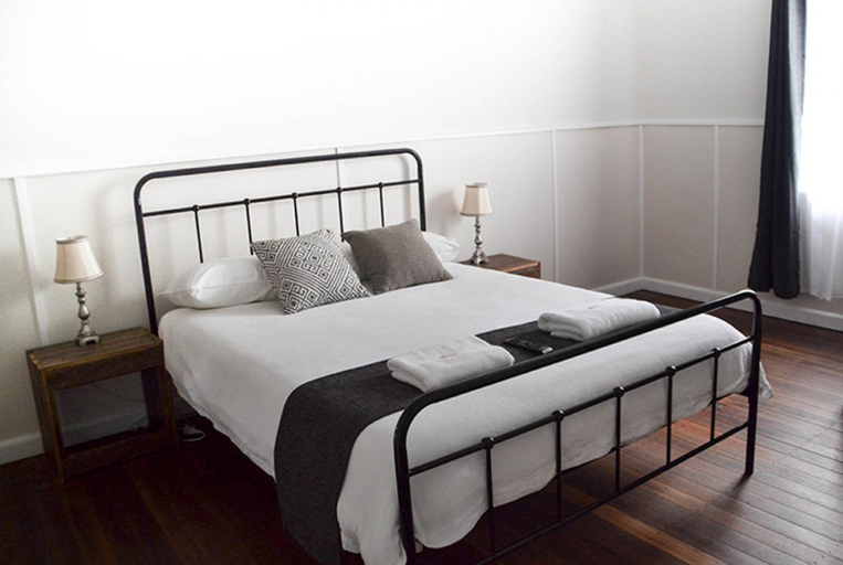 Bedroom 2, George IV Inn, Wollondilly