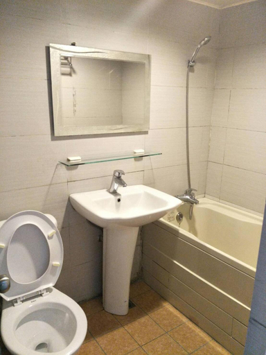 Bathroom 3, Maria Hotel, Chiayi County