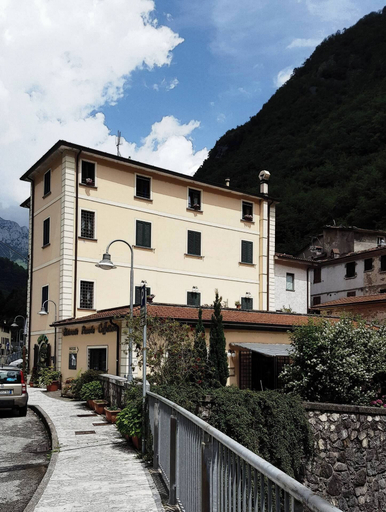 Exterior & Views 2, HOTEL LA PANIA, Lucca
