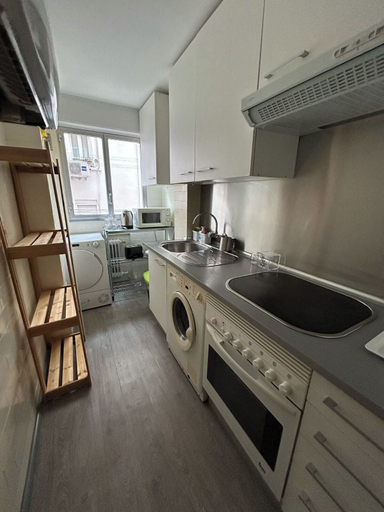 Others 4, Habitaciones en Ferrocarril, Madrid
