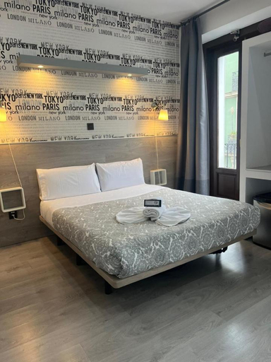 Bedroom 4, Hostal Abril, Madrid