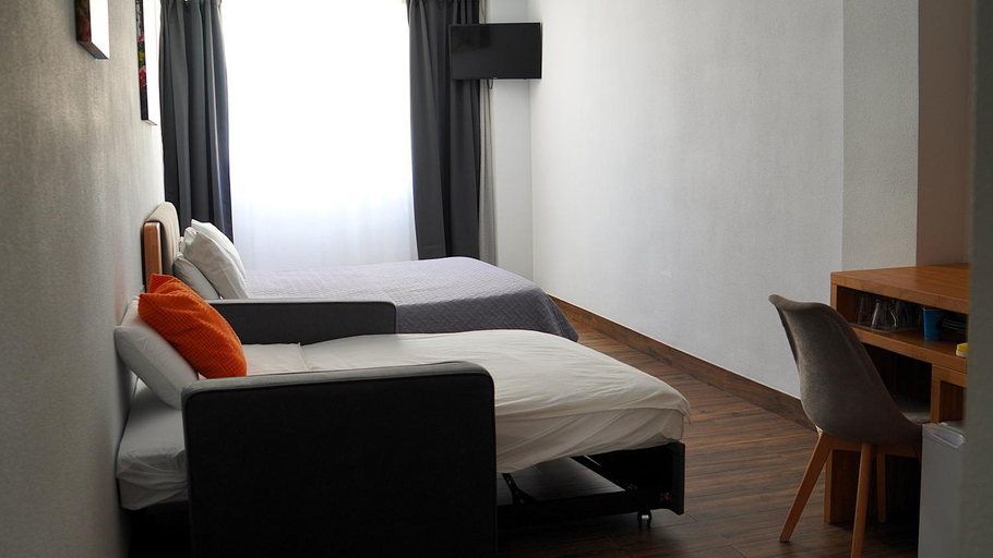 Bedroom 3, El Patio Hostal, Alicante