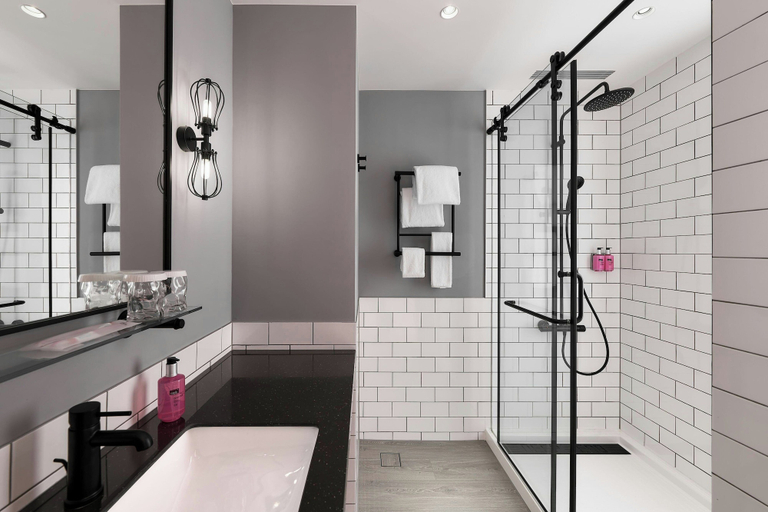 Bathroom 5, Moxy Taichung, Taichung