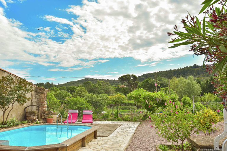 Sport & Beauty 2, Holiday Home in Felines-Minervois with Pool, Hérault