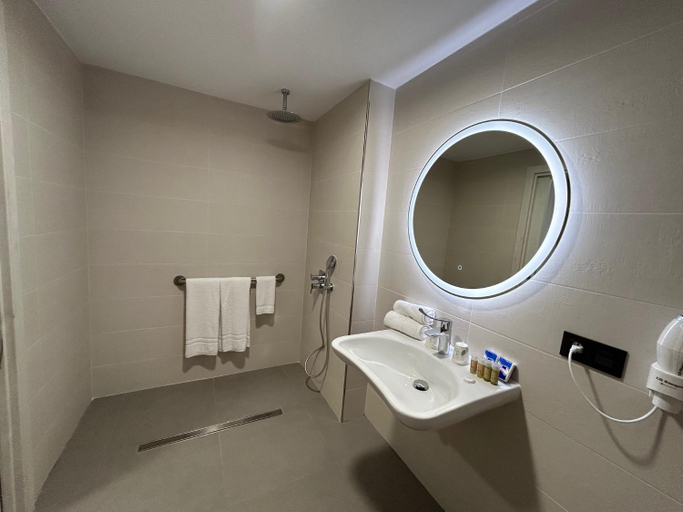 Bathroom 3, Hotel Javalambre, Teruel
