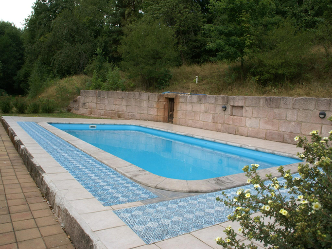 Sport & Beauty 4, Apartment in Bohemian with Shared Pool, Trutnov