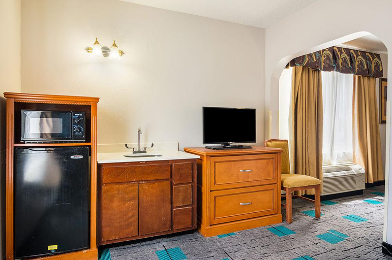 Exterior & Views 2, Quality Inn & Suites Chattanooga, Hamilton