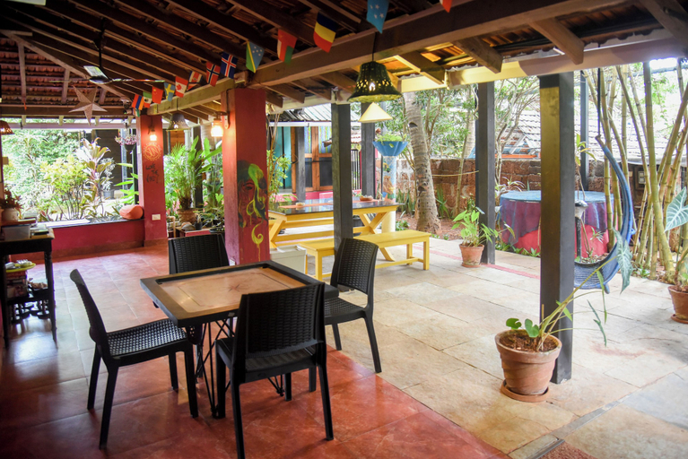 Food & Drinks, Yuppi Hippi Hideout, North Goa