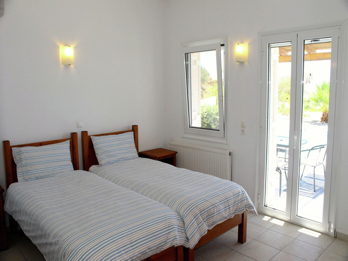 Others 5, Villa in Agia Galini with Pool Views, Crete