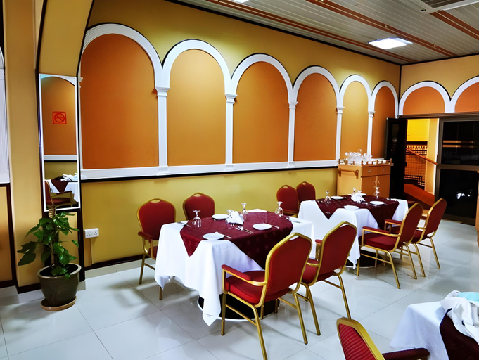 Food & Drinks 5, Bowshar International Hotel, Bausher