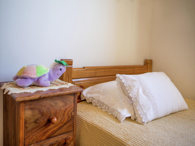Bedroom 2, Villa in Lefkogia with Private Pool, Crete