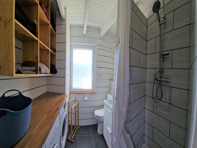 Bathroom 2, Holiday Home in Locquirec near Sandy Beaches, Finistère