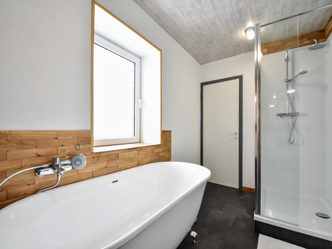 Bathroom 4, Luxury Pool Villa in Goesnes, Namur