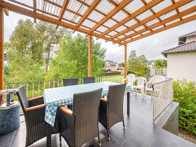 Others 4, Spacious Villa near Center, Hochsauerlandkreis