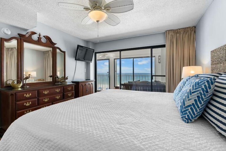 Bedroom 4, Edgewater 41, Baldwin
