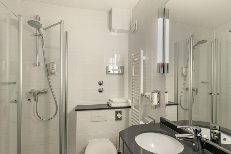 Bathroom 3, Posthotel Kolberbrau, Bad Tölz-Wolfratshausen