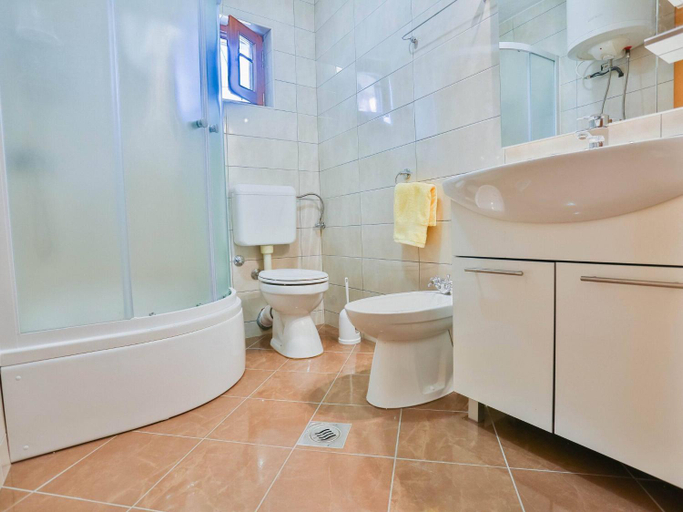 Bathroom 3, Apartments Lenka - Two Bedroom Apartment with Garden Terrace A4, Sutivan
