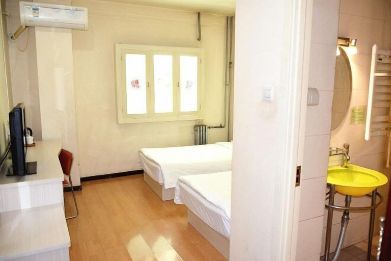 Bedroom 5, Beijing Zhonggong Hotel, Beijing