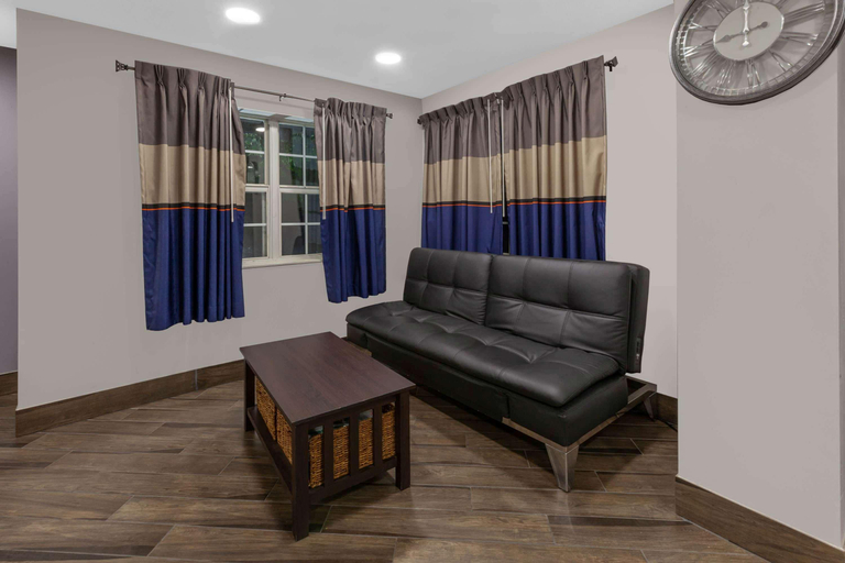 Public Area 2, Microtel Inn & Suites by Wyndham Baltimore BWI Airport, Anne Arundel