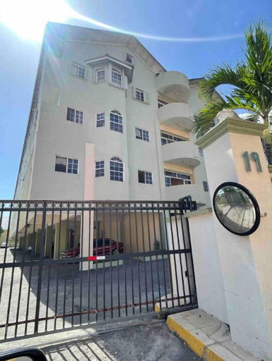 Exterior & Views, Modern Cozy 1BR Stay in New Kingston