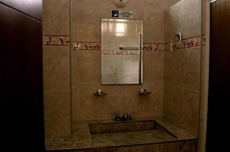 Bathroom 5, Hotel Casa Rus, Comitán de Domínguez