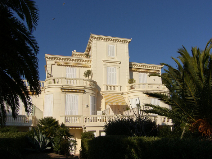 Others 4, Villa on Cote dAzur with Beachfront Views, Var
