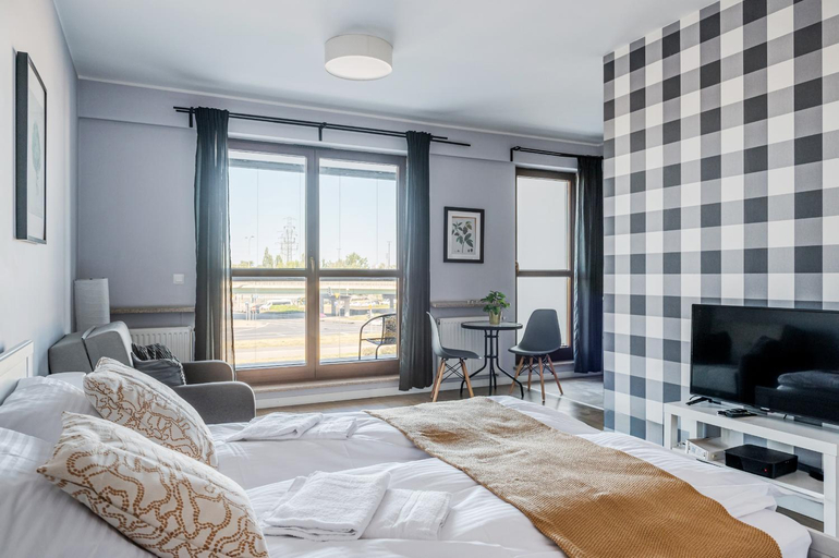 Bedroom 2, West Station Apartments by Arrenda, Warsaw