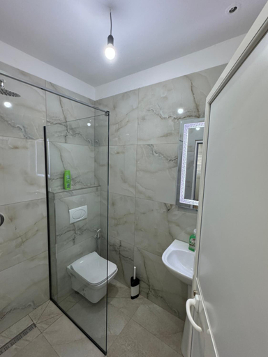 Bathroom 3, Restorant Hotel Niku, Durrësit