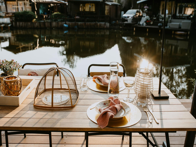 Food & Drinks 5, Beautiful Romantic Chalet in Geel, Antwerpen