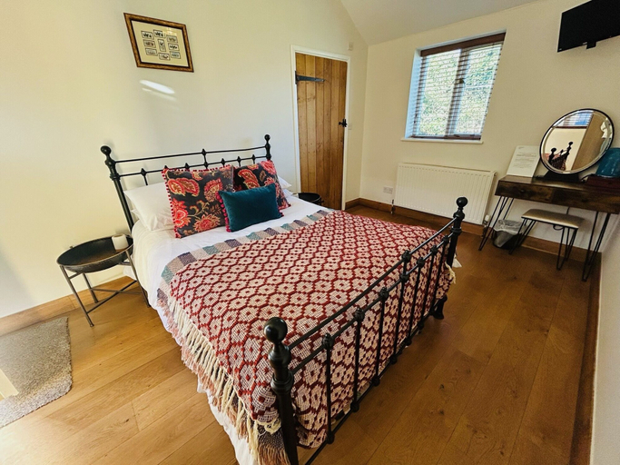 Bedroom 2, The Prince of Wales, Essex