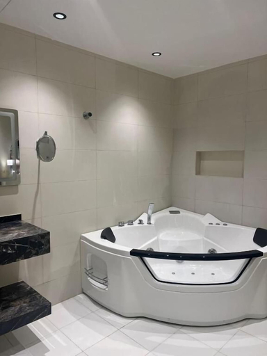 Bathroom, W Suites Al Darb