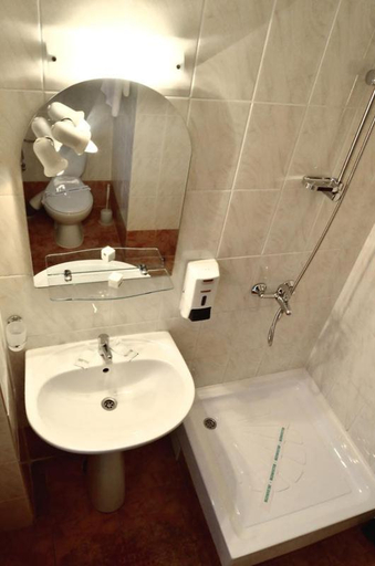 Bathroom 3, Hotel Amadeo, Iasi