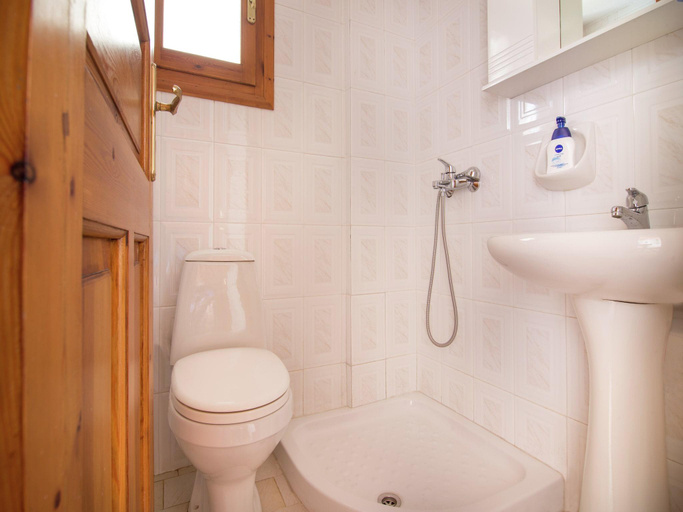 Bathroom 3, Villa in Lefkogia with Private Pool, Crete
