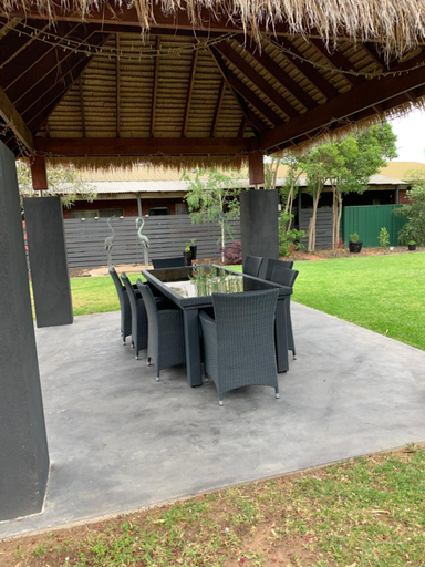 Food & Drinks 5, Federation Motel Resort, Corowa