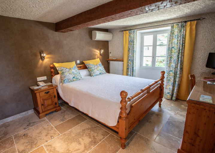 Bedroom 2, L' Escapade Hotel & Restaurant, Var