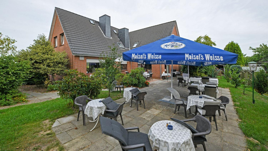 Others 2, Hotel vom Land zum Meer, Stade