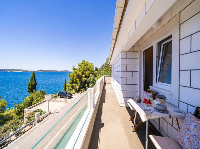 Others 4, Apartments Lovro - One bedroom apartment with Balcony and Sea View 3, Pojezerje