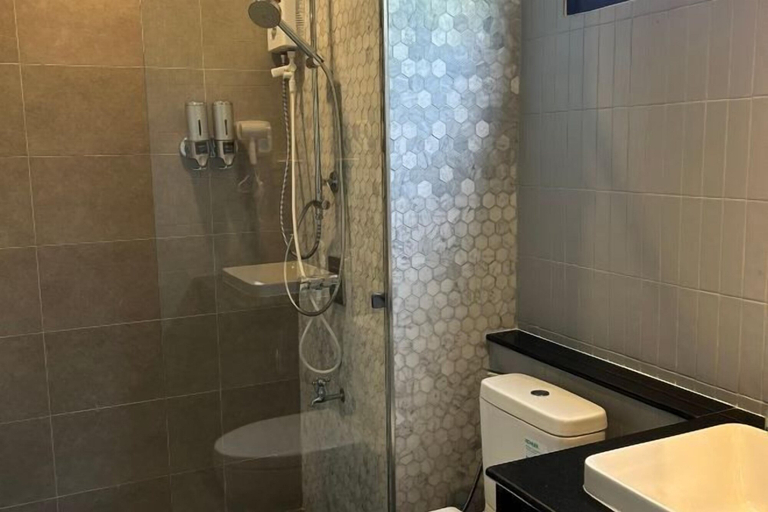 Bathroom 3, Jaidee Pool Villa, Hat Yai