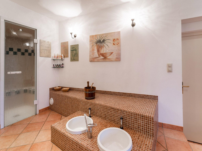 Bathroom 2, Reifferscheid Wellness Escape, Euskirchen