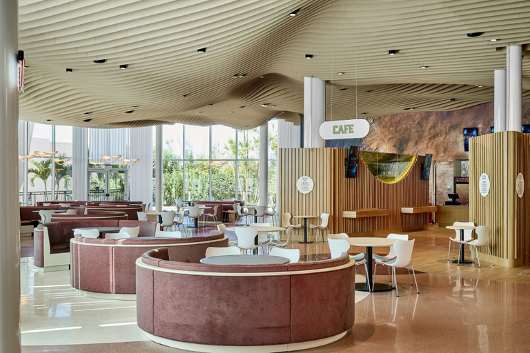 Others 3, Universal's Terra Luna Resort, Orange