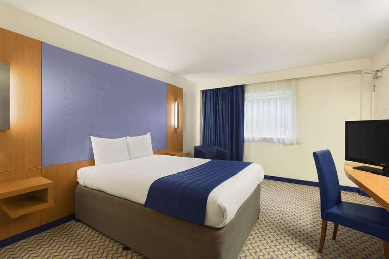 Public Area 2, Ramada London North M1, London