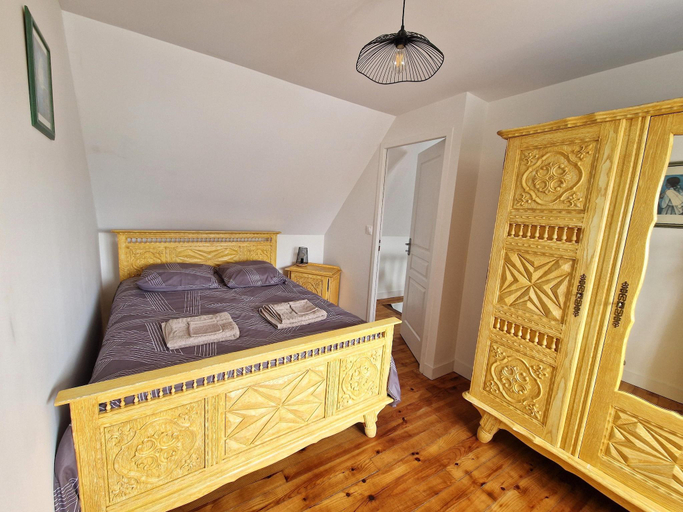 Others 4, Cottage in Brittany near Monts dArree, Côtes-d'Armor