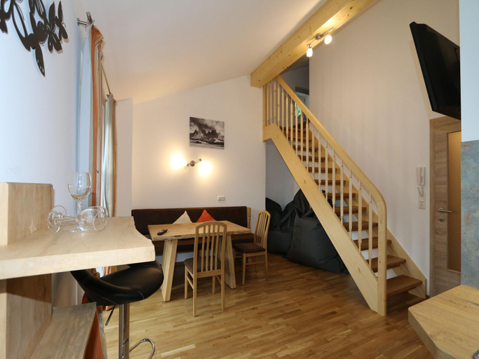 Others 5, Apartment in Bramberg near Ski Lift, Zell am See