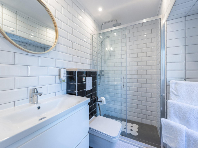 Bathroom 3, Apartment Simovic - Two Bedroom Apartment with City View, Dubrovnik