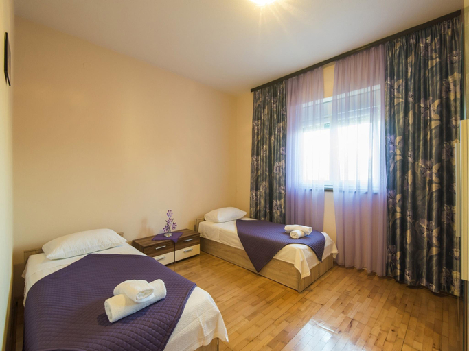 Bedroom 3, Holiday Home near Zadar with Private Pool, Posedarje